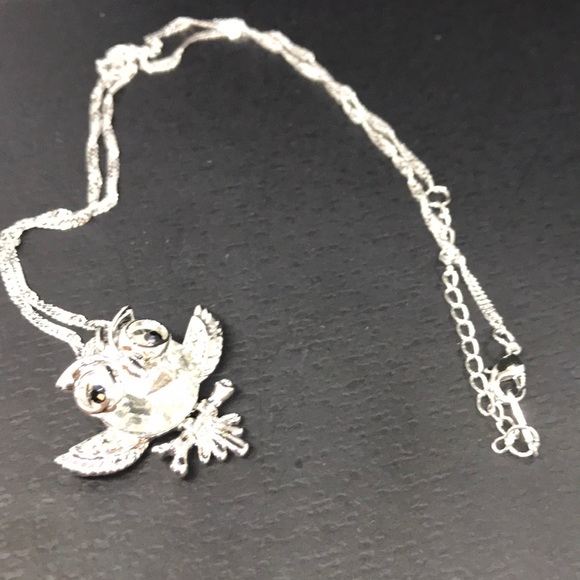 Crystal Owl Necklace - Picture 4 of 6